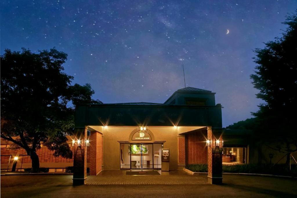 Walkerhill Douglas House (adults Only) Hotel 5*